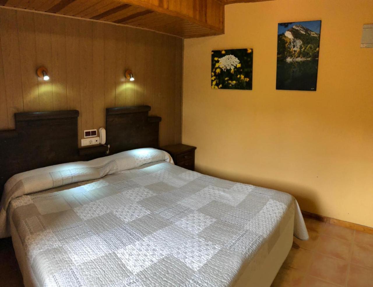 Hotel Sarao Escarrilla Exterior photo